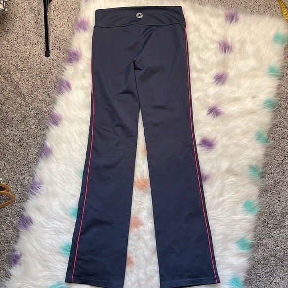 Aerie Fit Gray Workout Bootcut Flare Leggings Size XS - Picture 3 of 9
